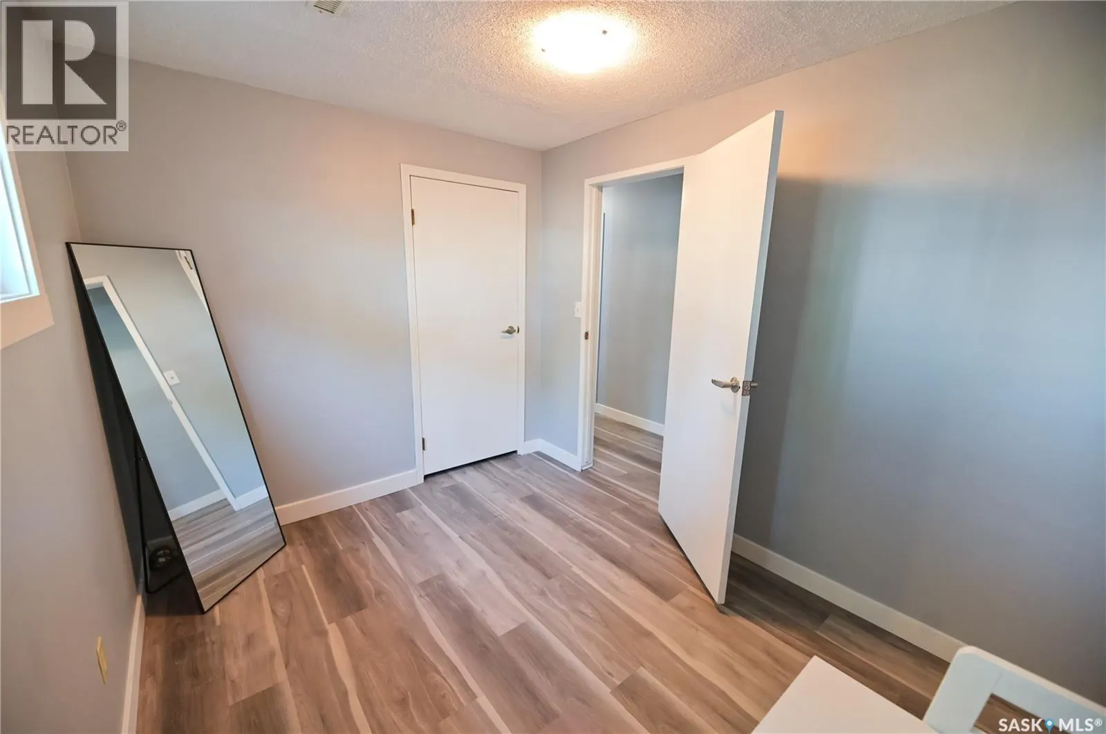 1661 Olive Diefenbaker DRIVE