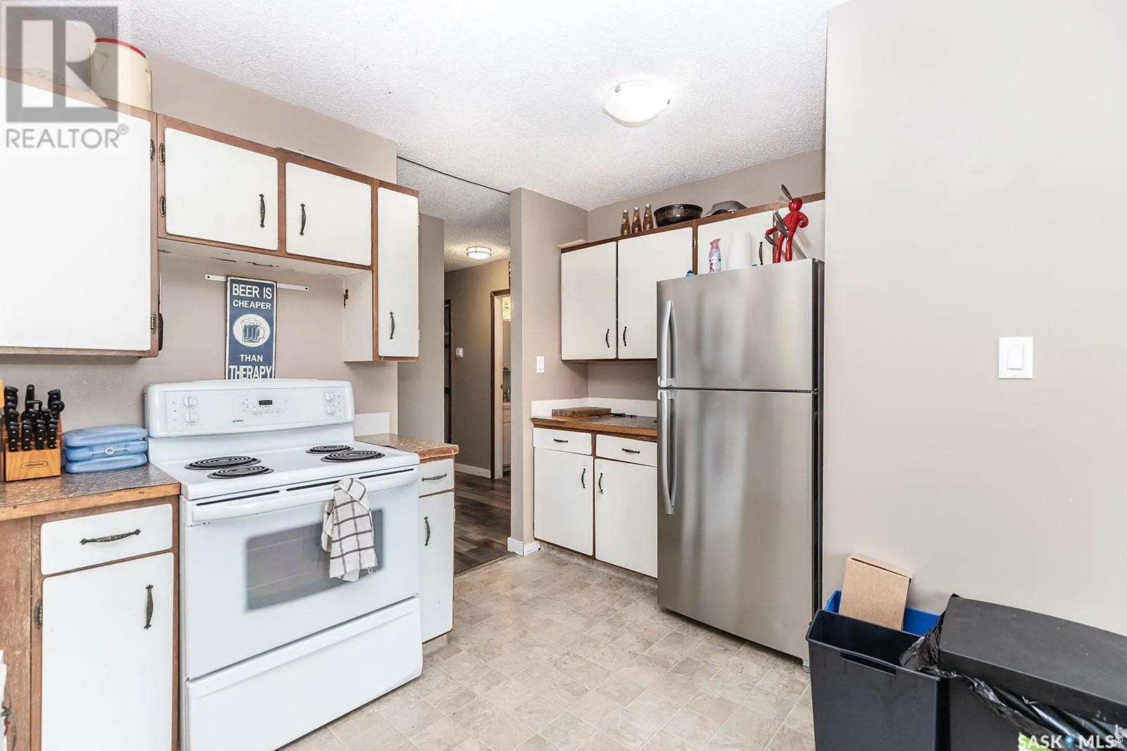 A & B 114 James STREET