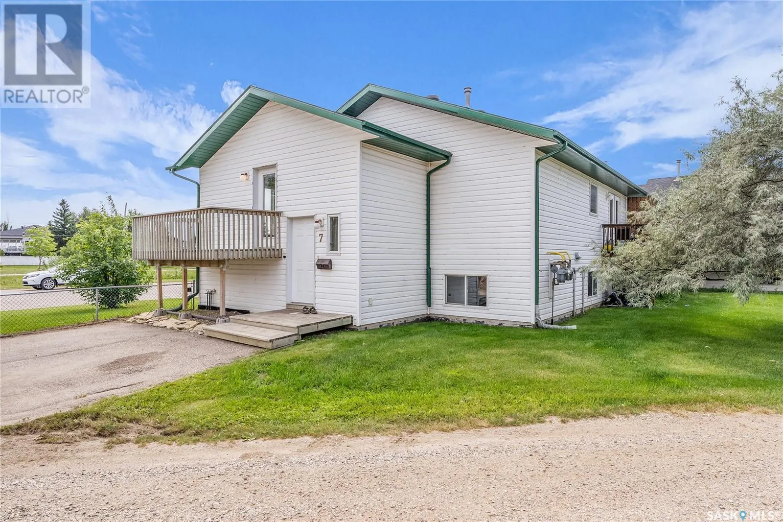 7 512 Reddekopp DRIVE