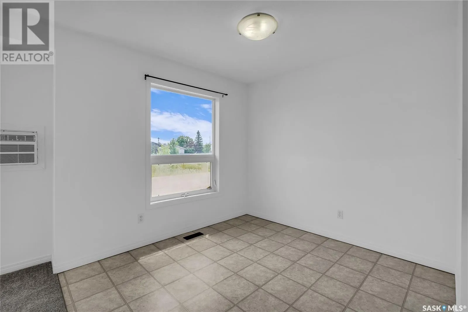 7 512 Reddekopp DRIVE