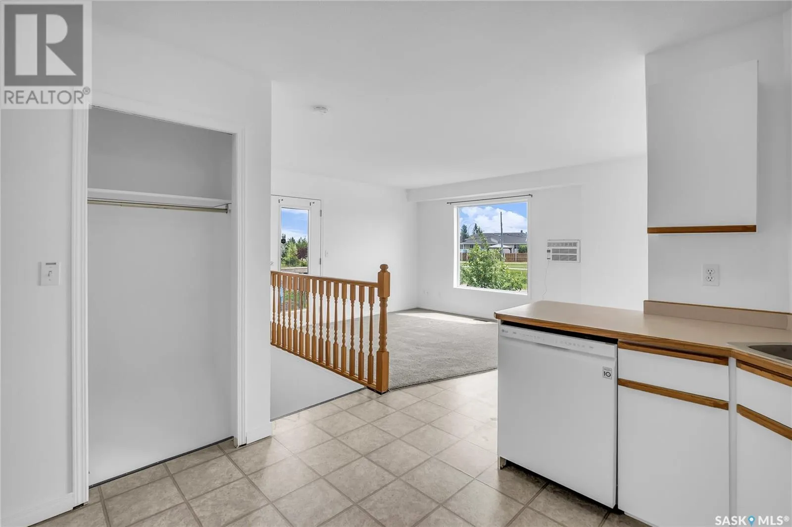7 512 Reddekopp DRIVE
