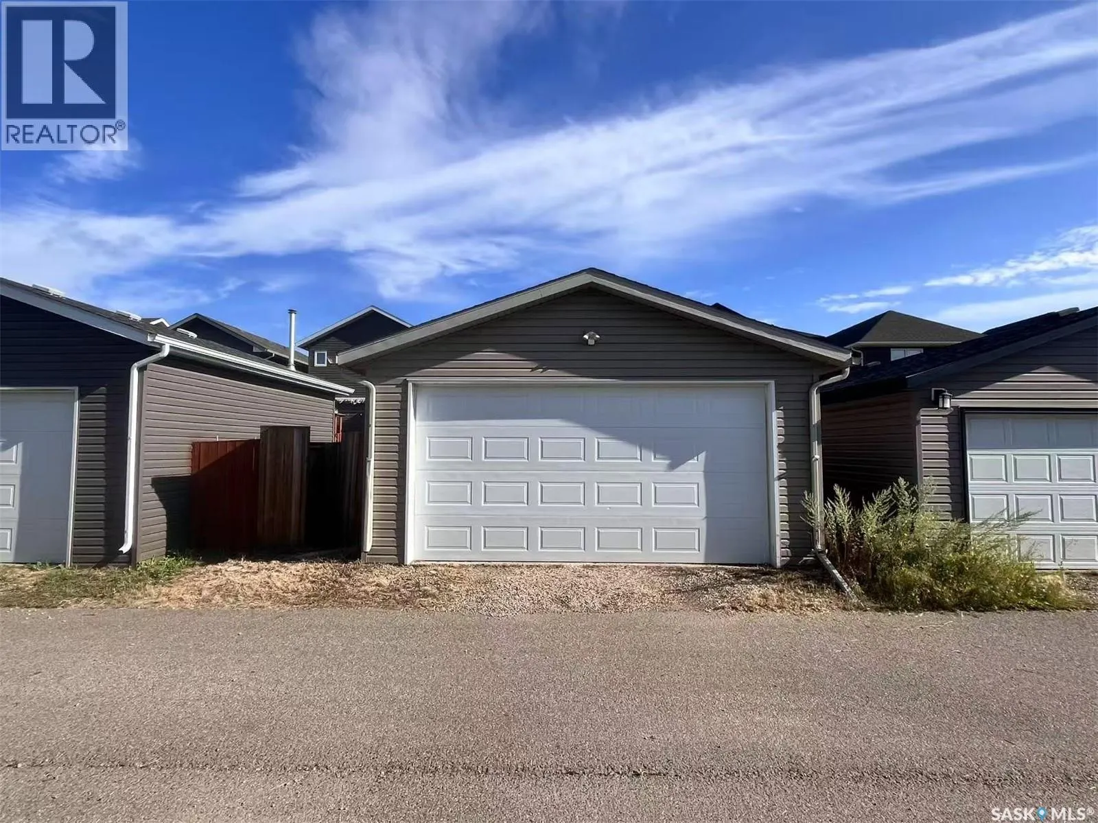 318 Veltkamp CRESCENT