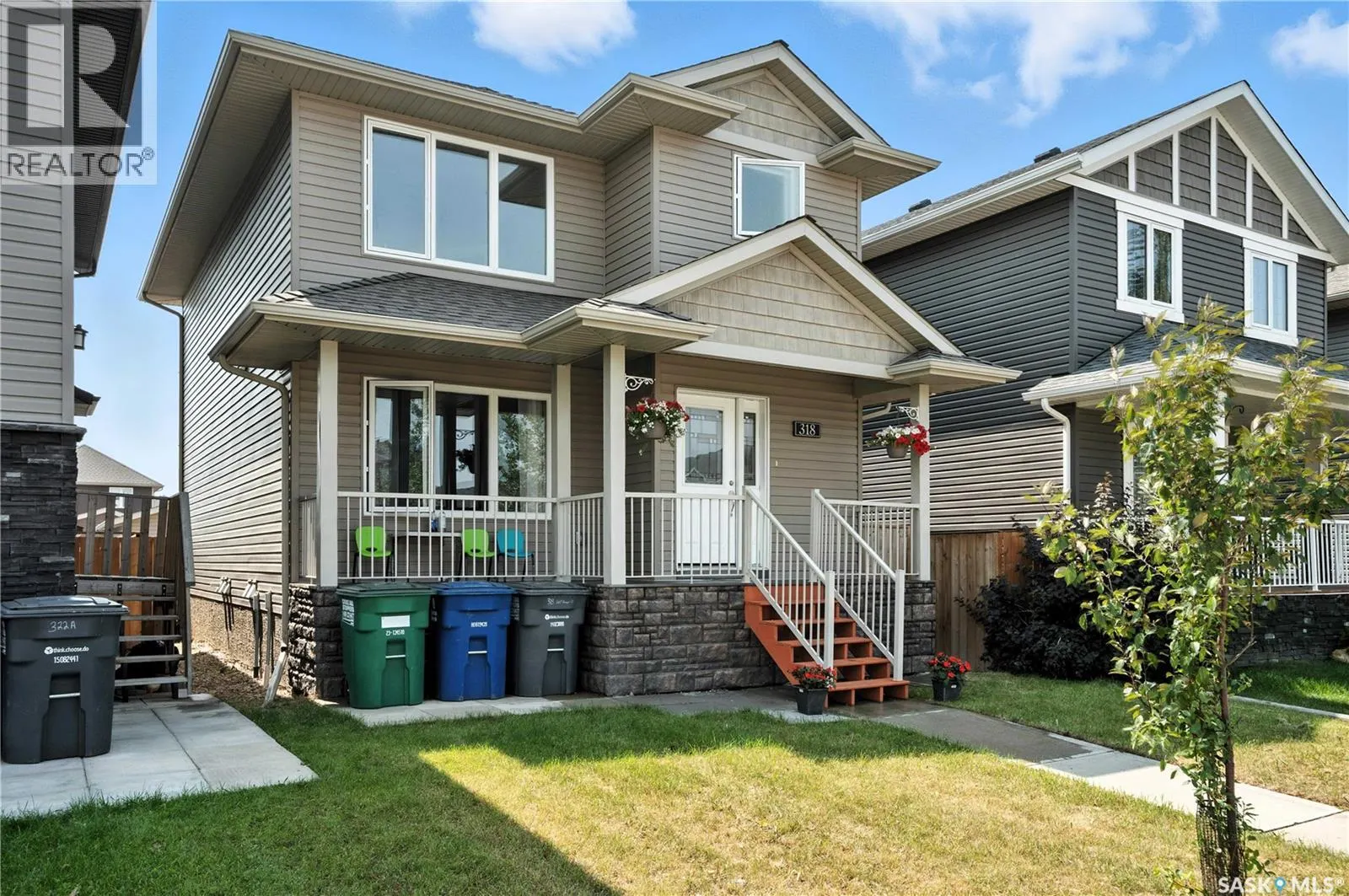 318 Veltkamp CRESCENT