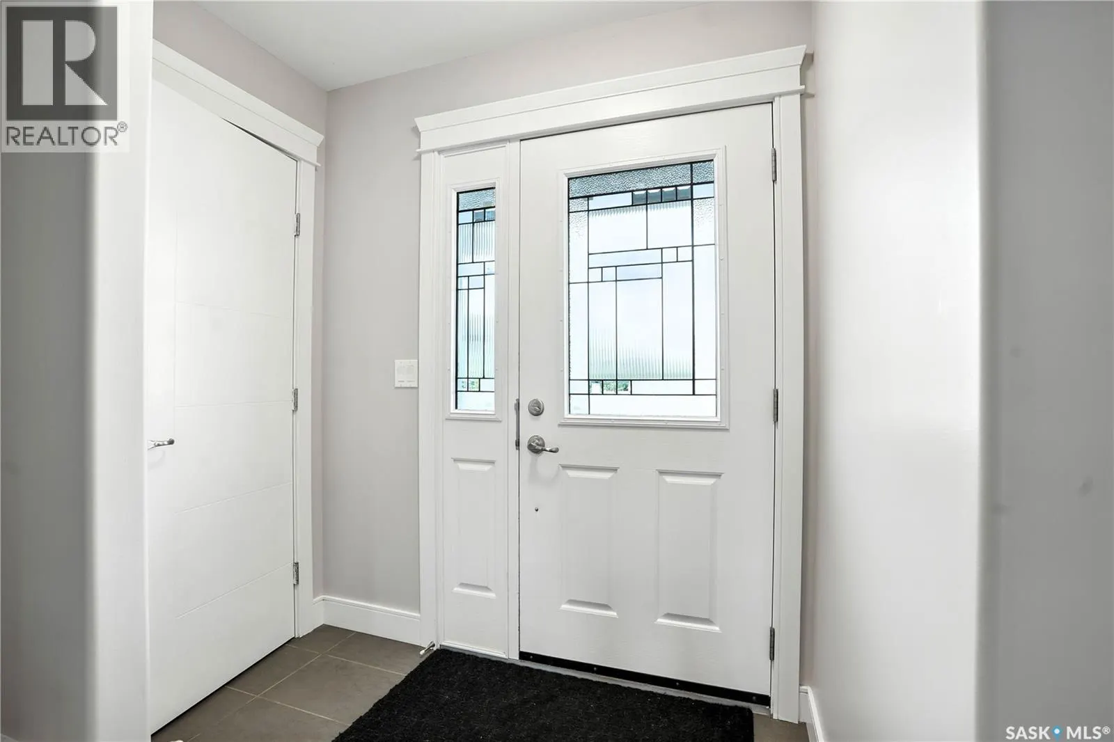318 Veltkamp CRESCENT