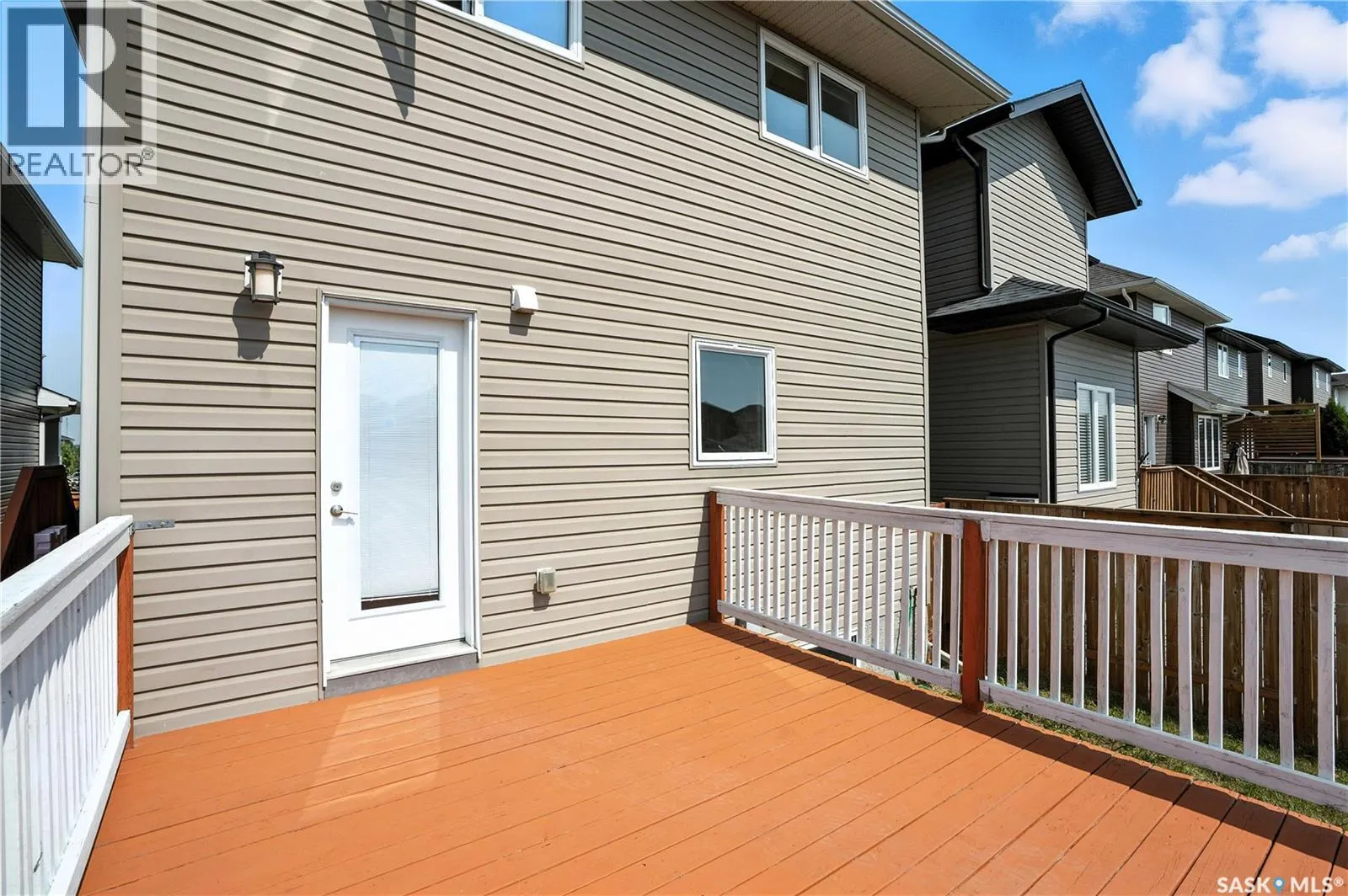318 Veltkamp CRESCENT