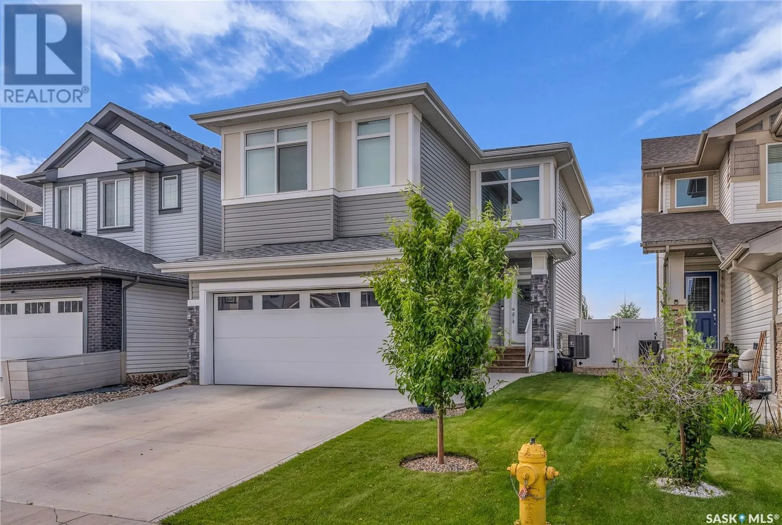 435 McFaull CRESCENT