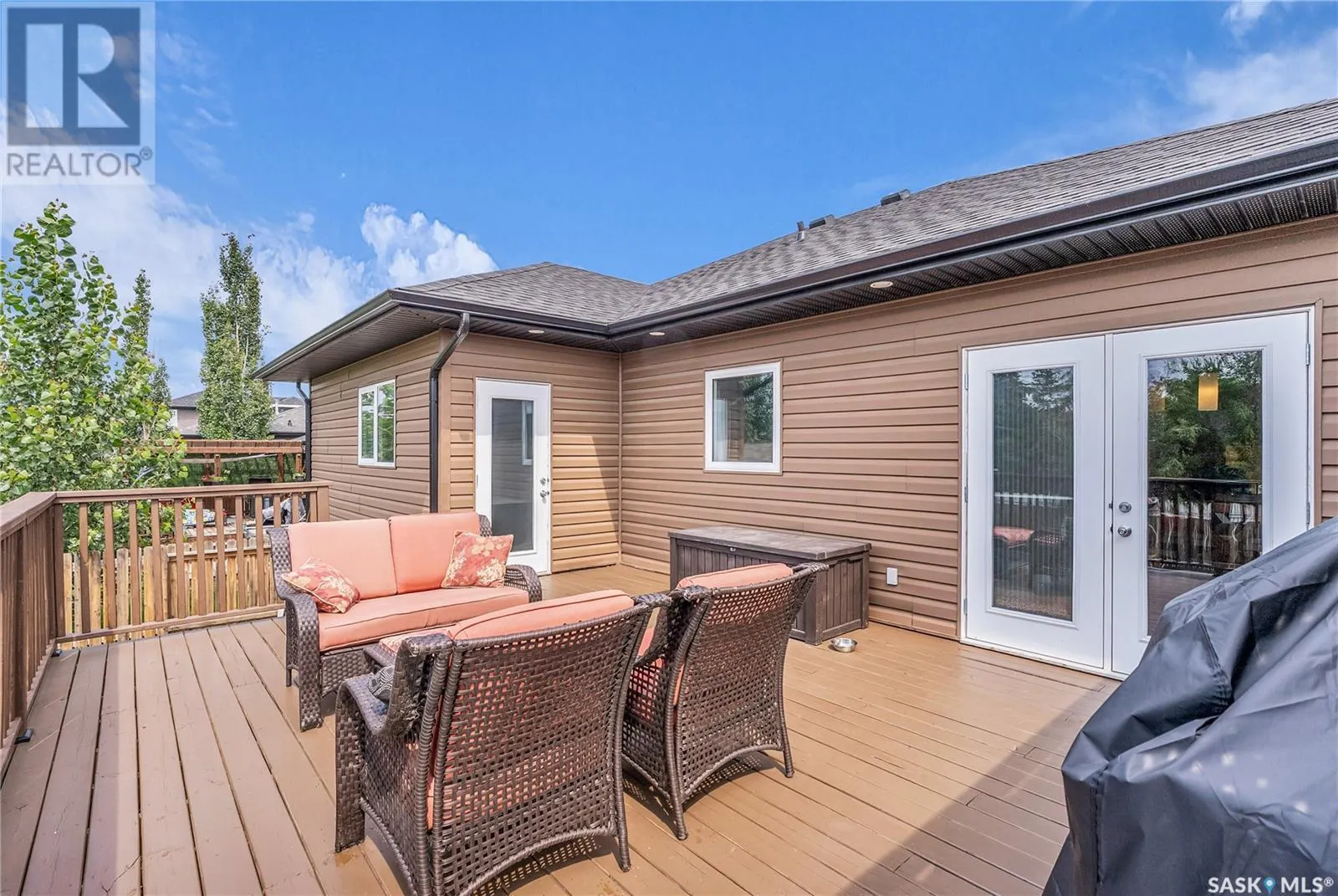 516 Antler CRESCENT