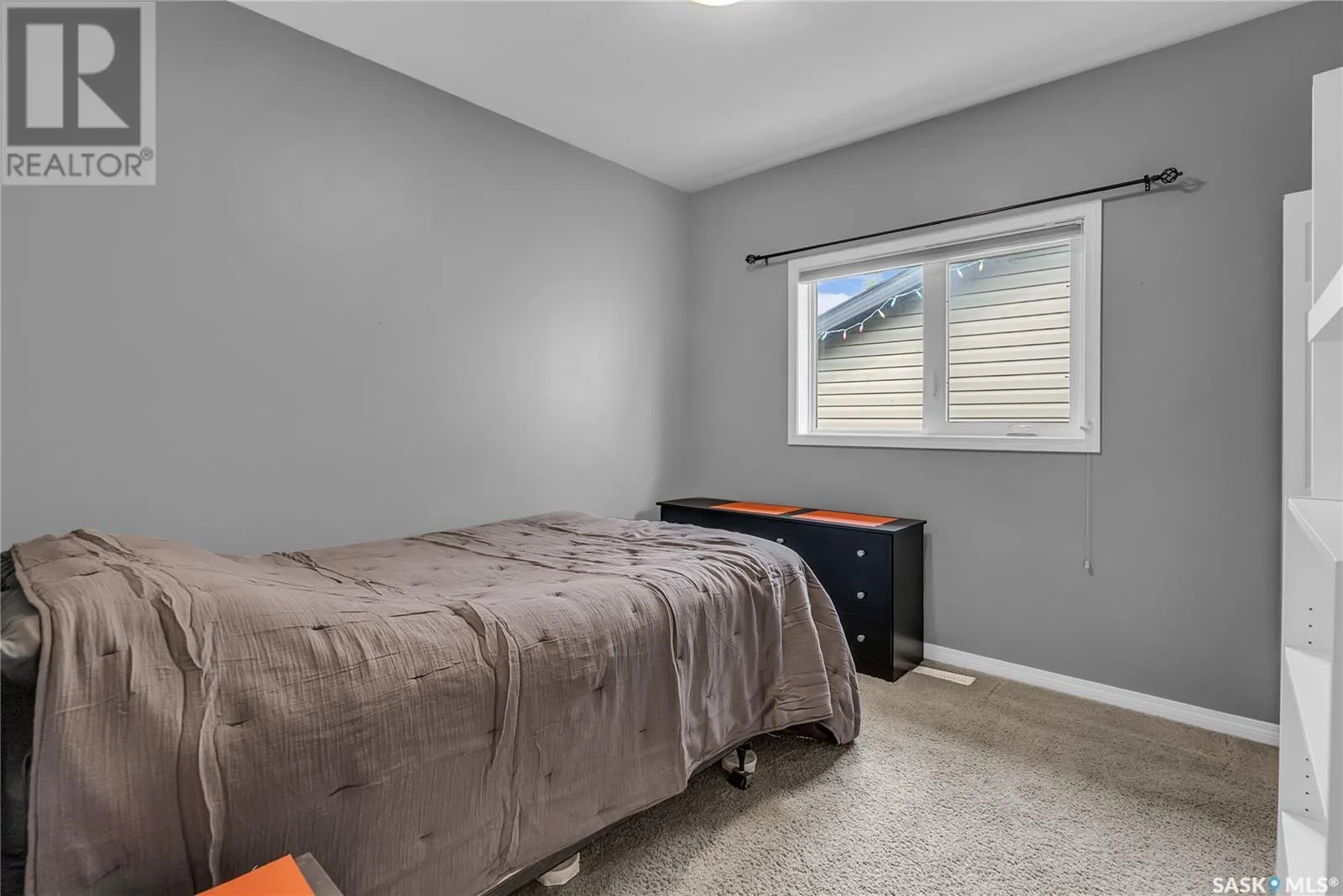516 Antler CRESCENT