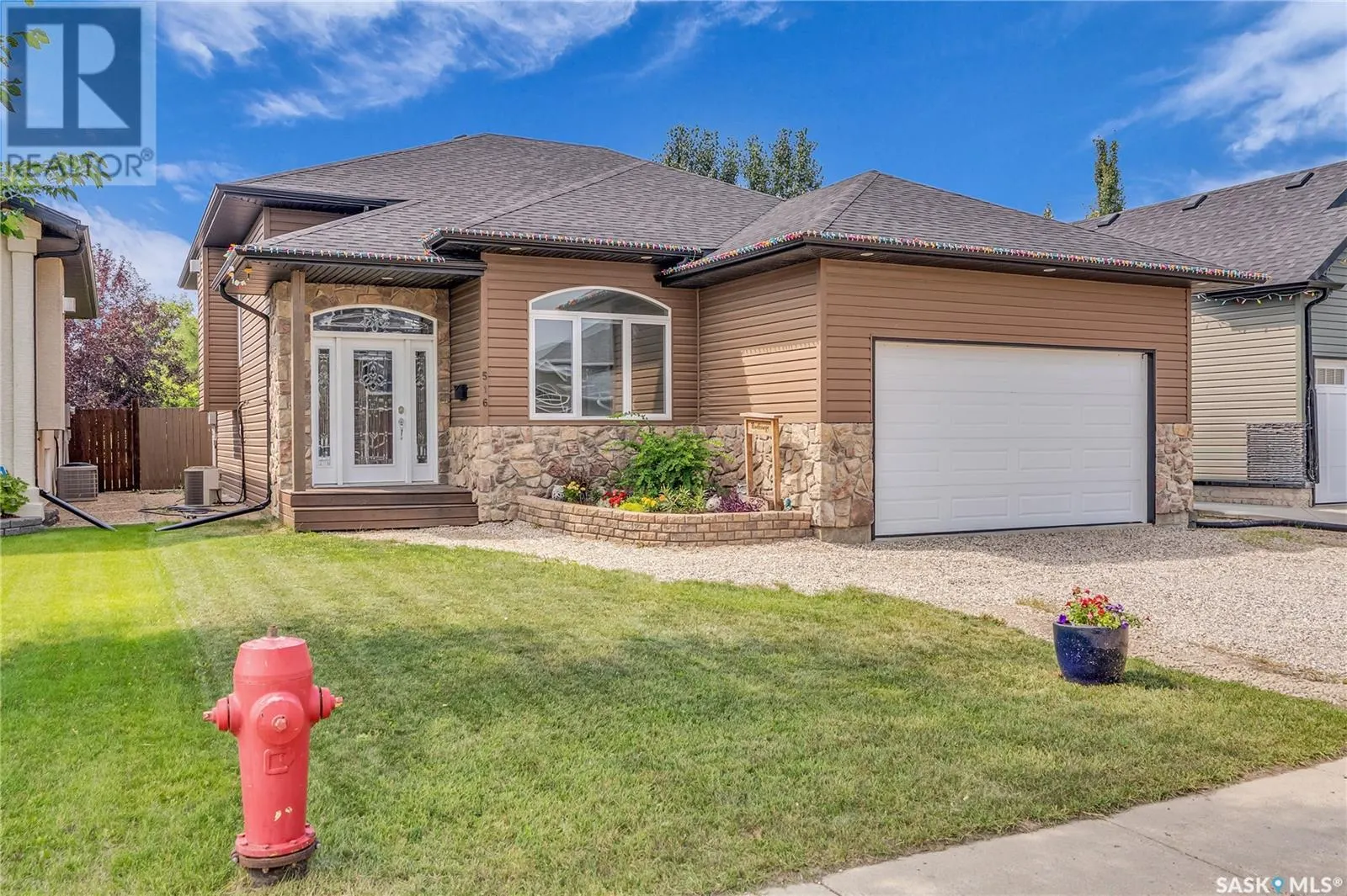 516 Antler CRESCENT