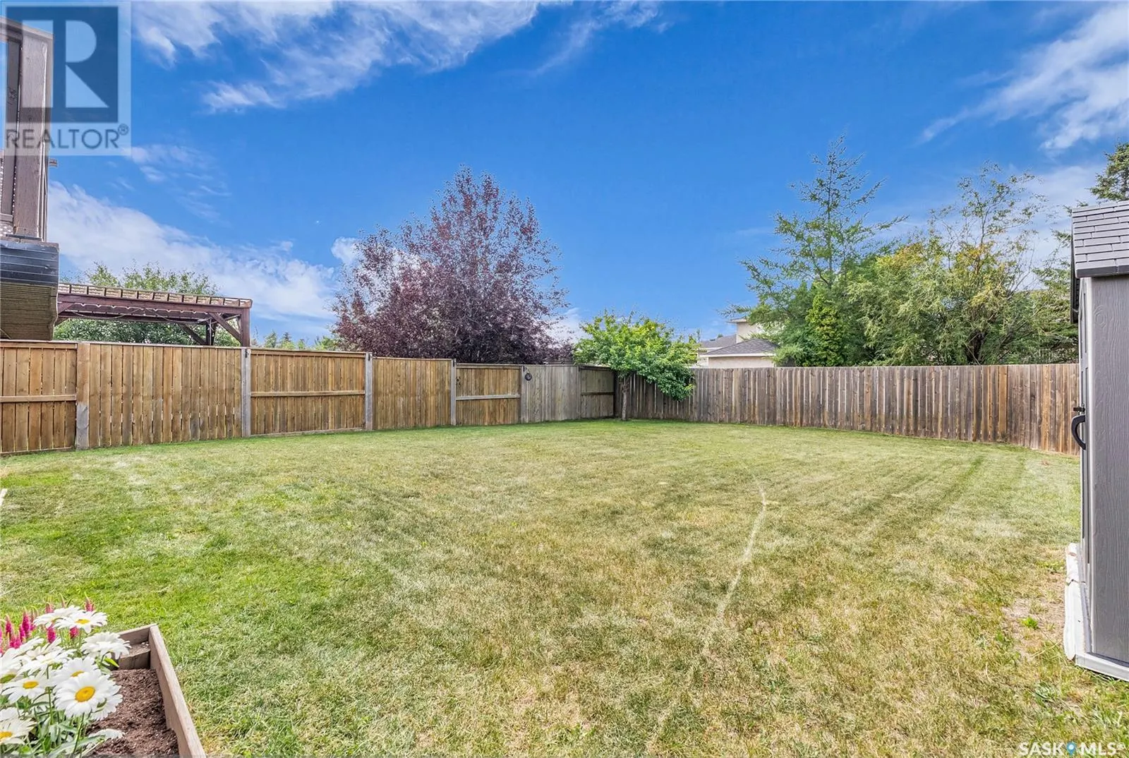 516 Antler CRESCENT