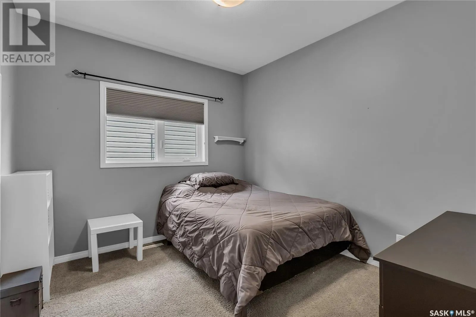 516 Antler CRESCENT