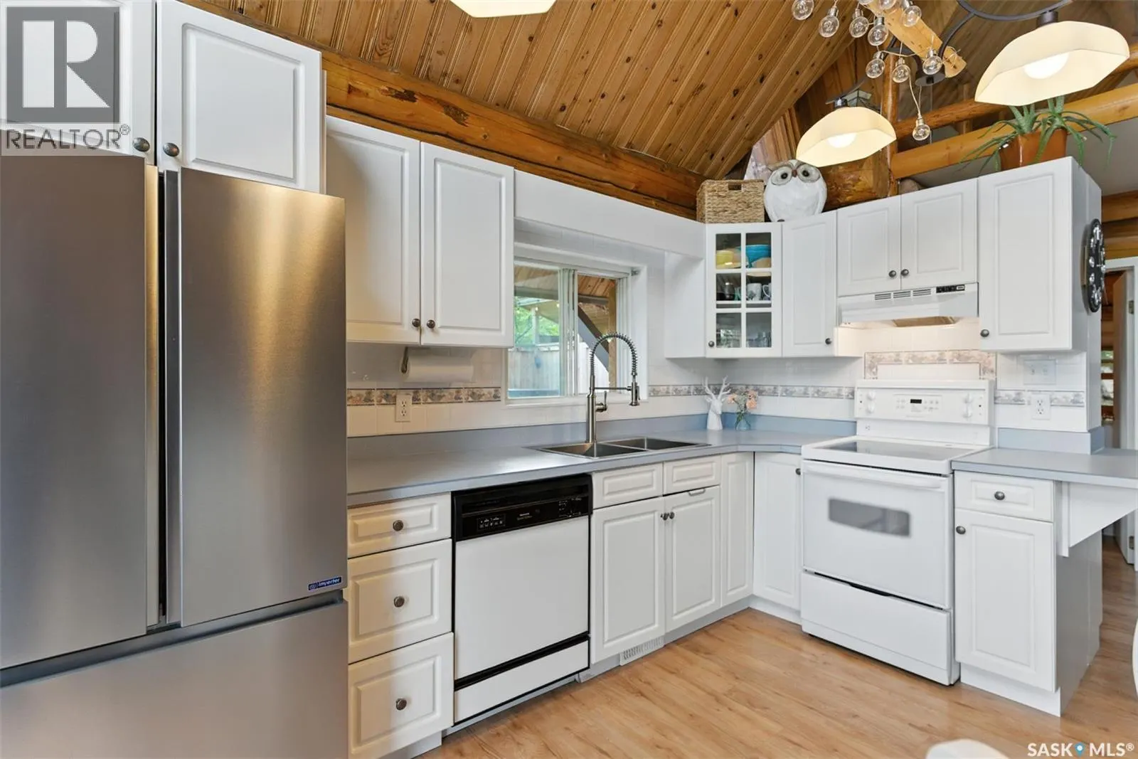 3428 Nickorick Beach