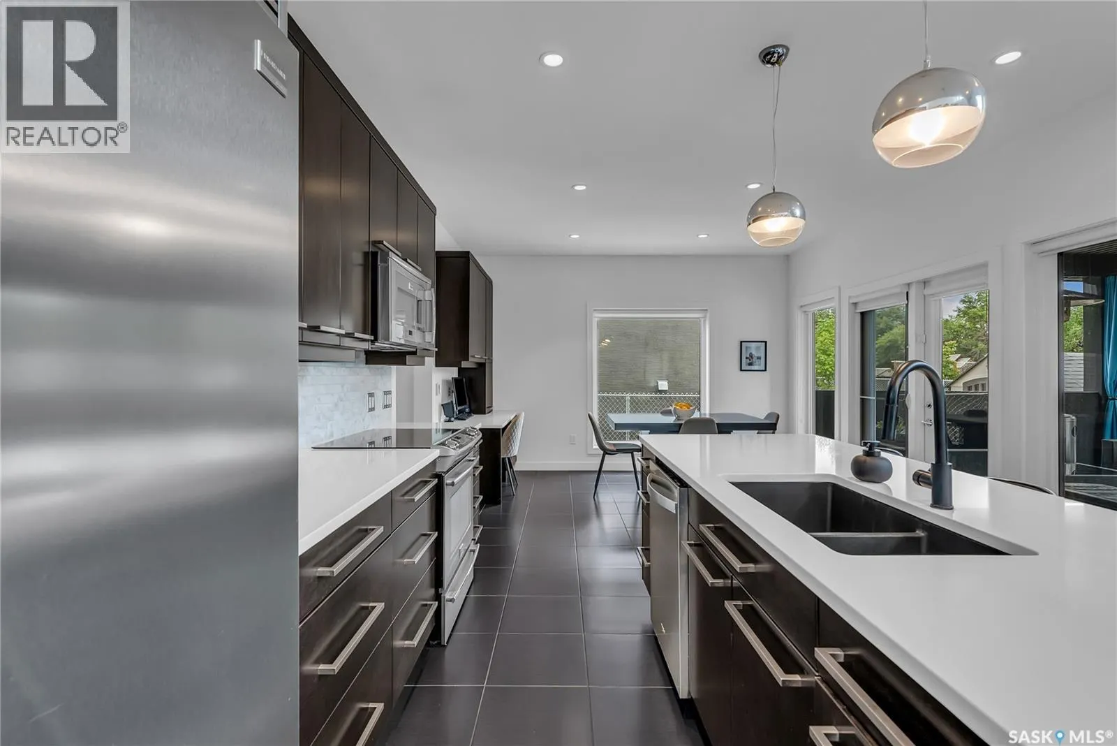 707 Atton CRESCENT