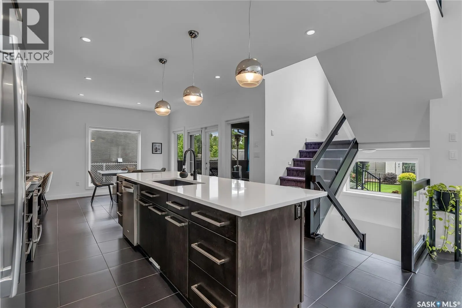 707 Atton CRESCENT