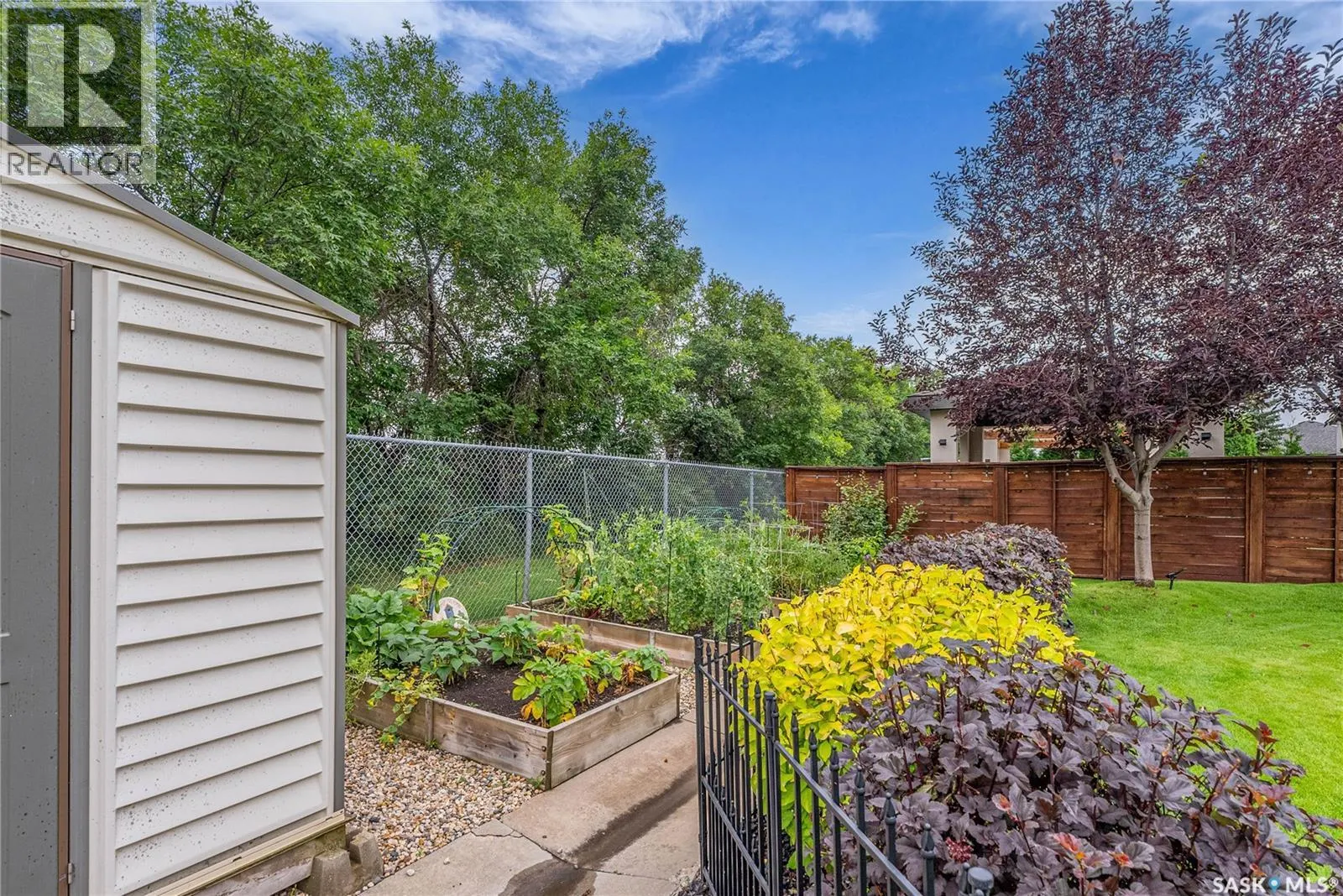 707 Atton CRESCENT