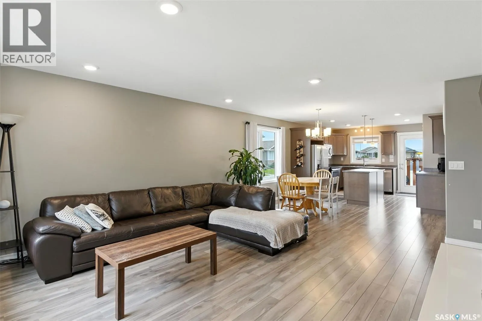 960 Reimer ROAD