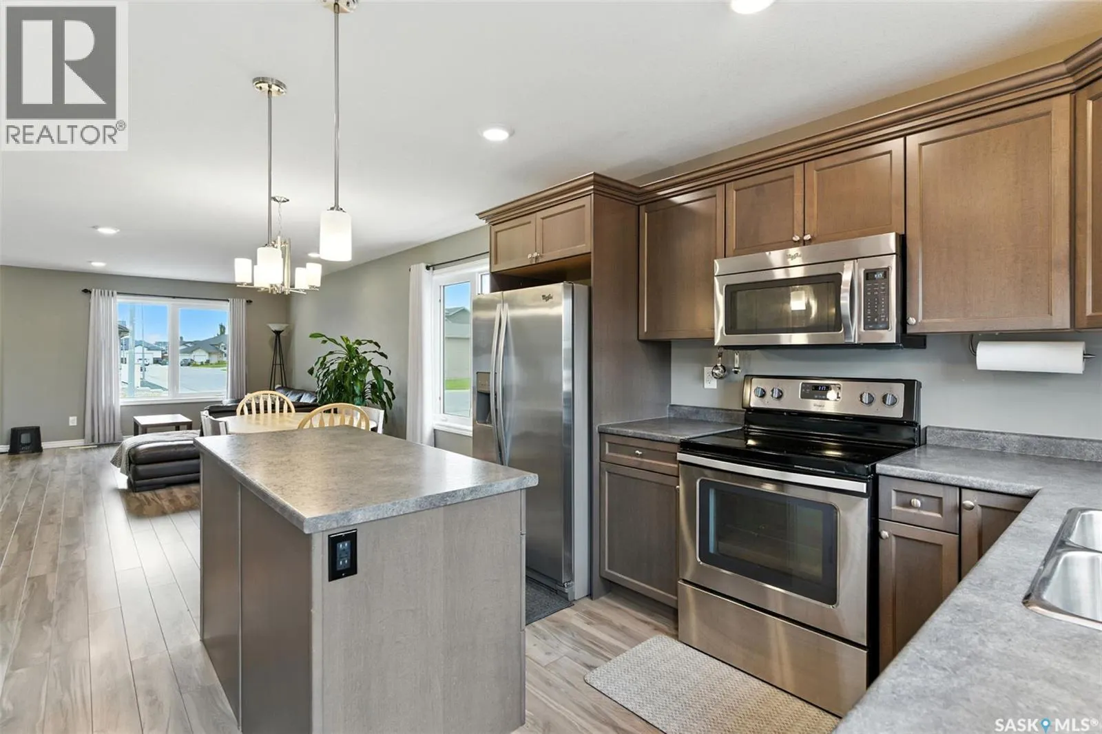 960 Reimer ROAD