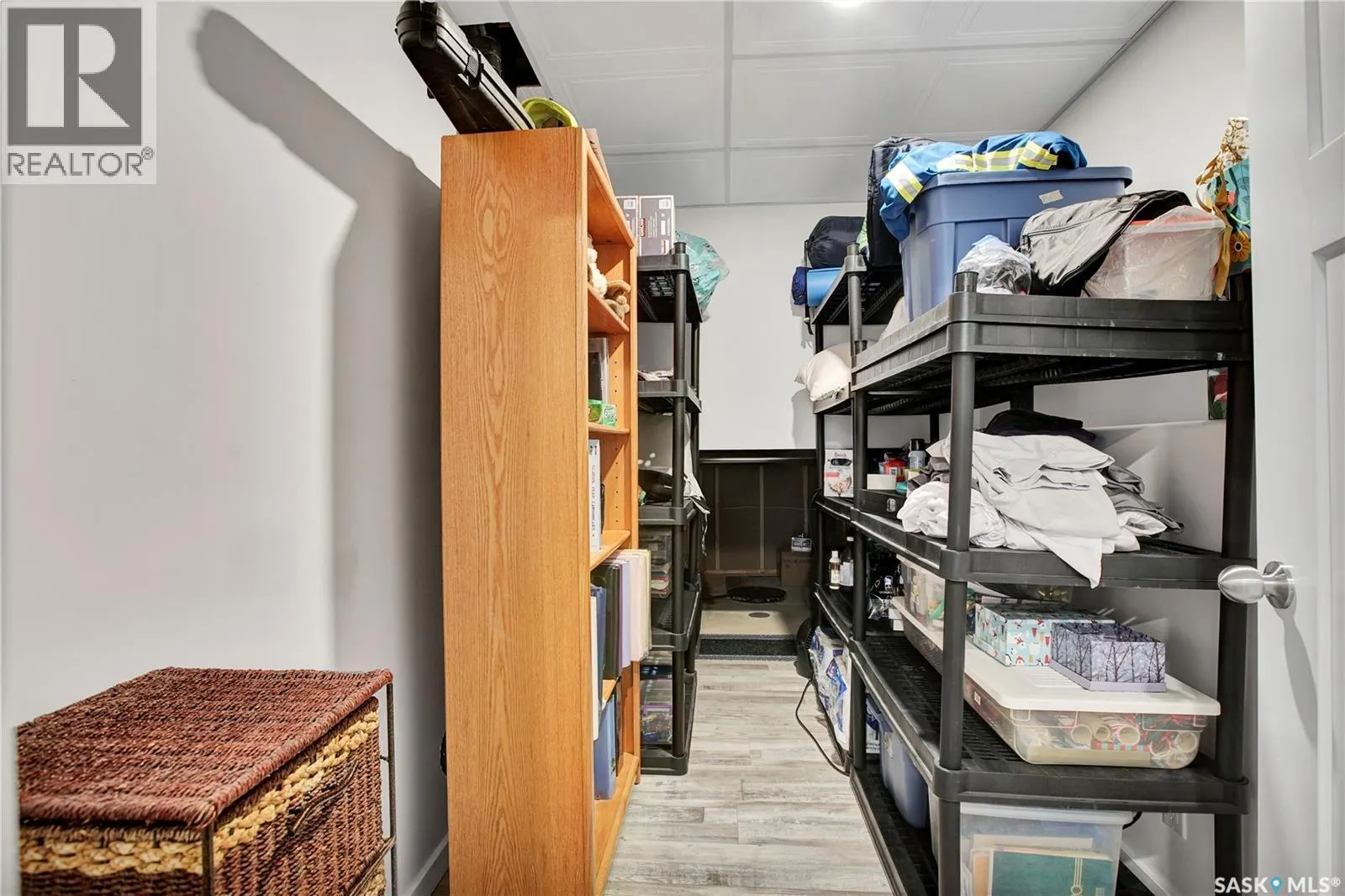 812 Weisdorff PLACE