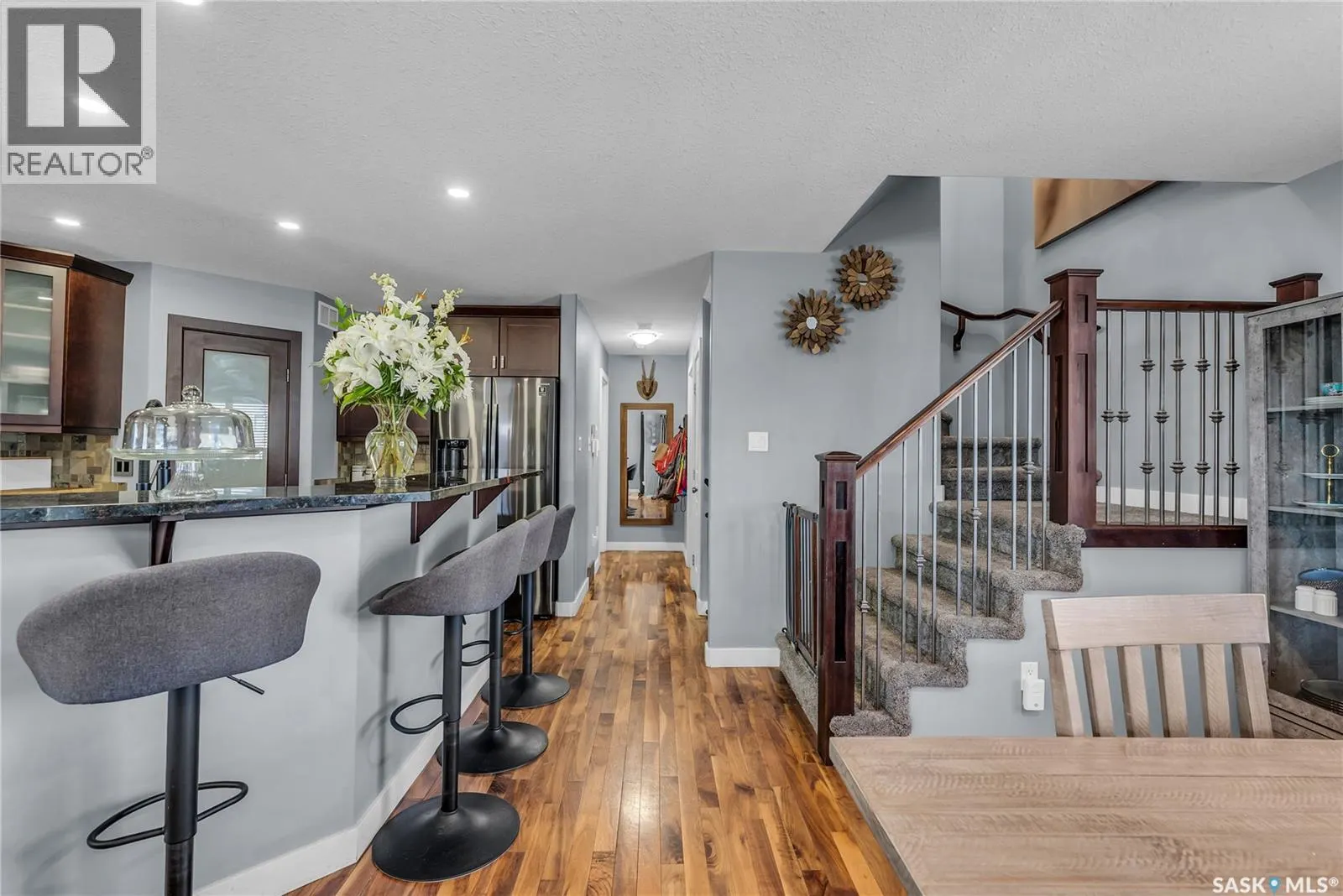 318 Lakeridge DRIVE