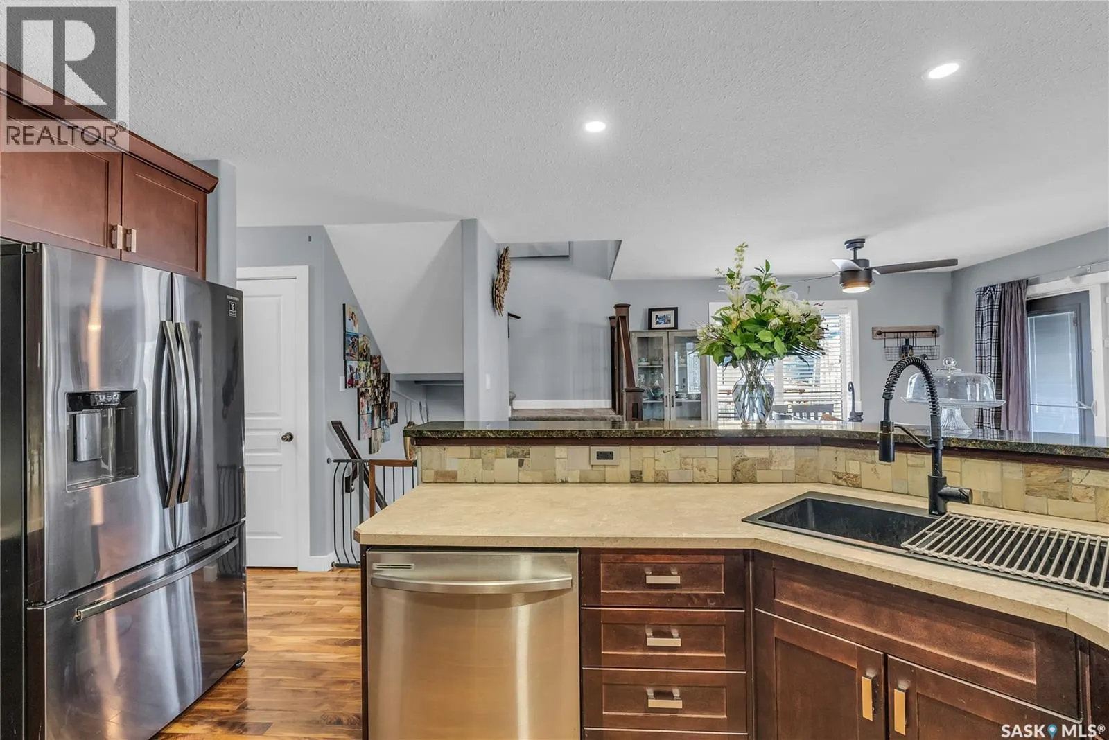 318 Lakeridge DRIVE