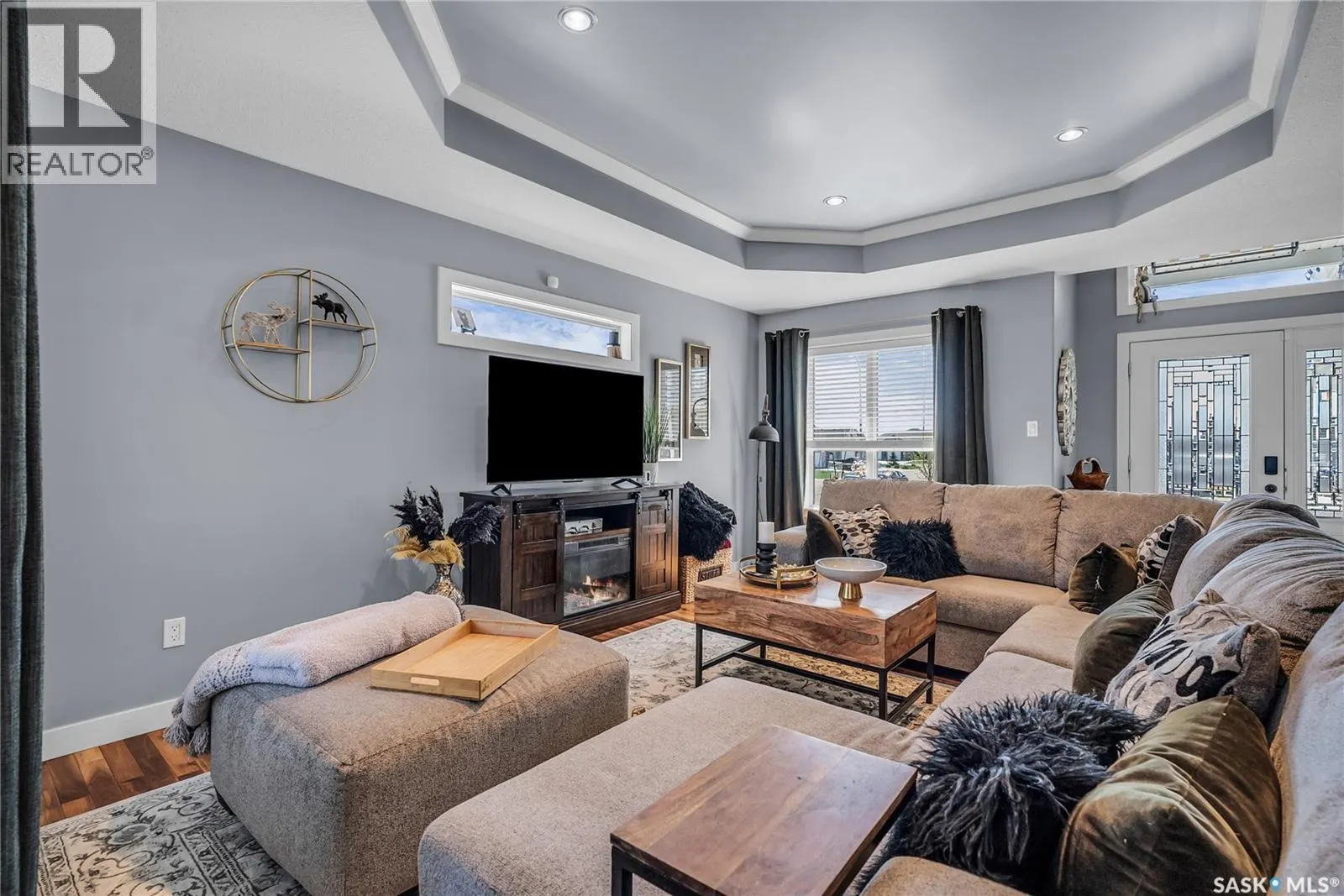 318 Lakeridge DRIVE