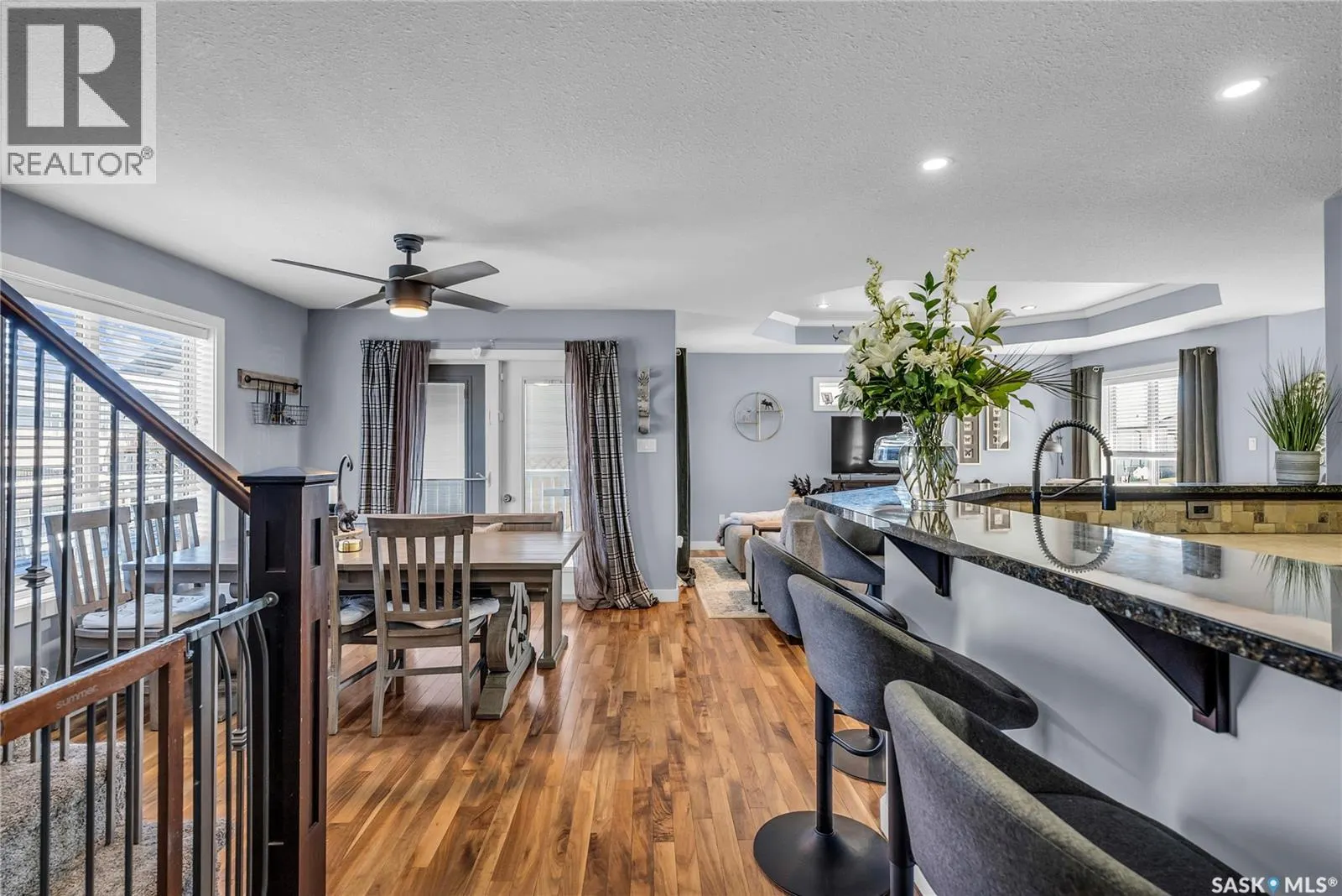 318 Lakeridge DRIVE