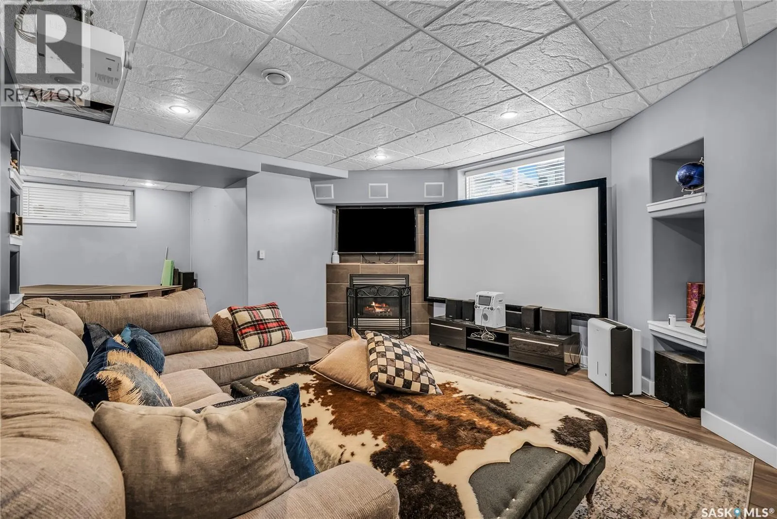 318 Lakeridge DRIVE