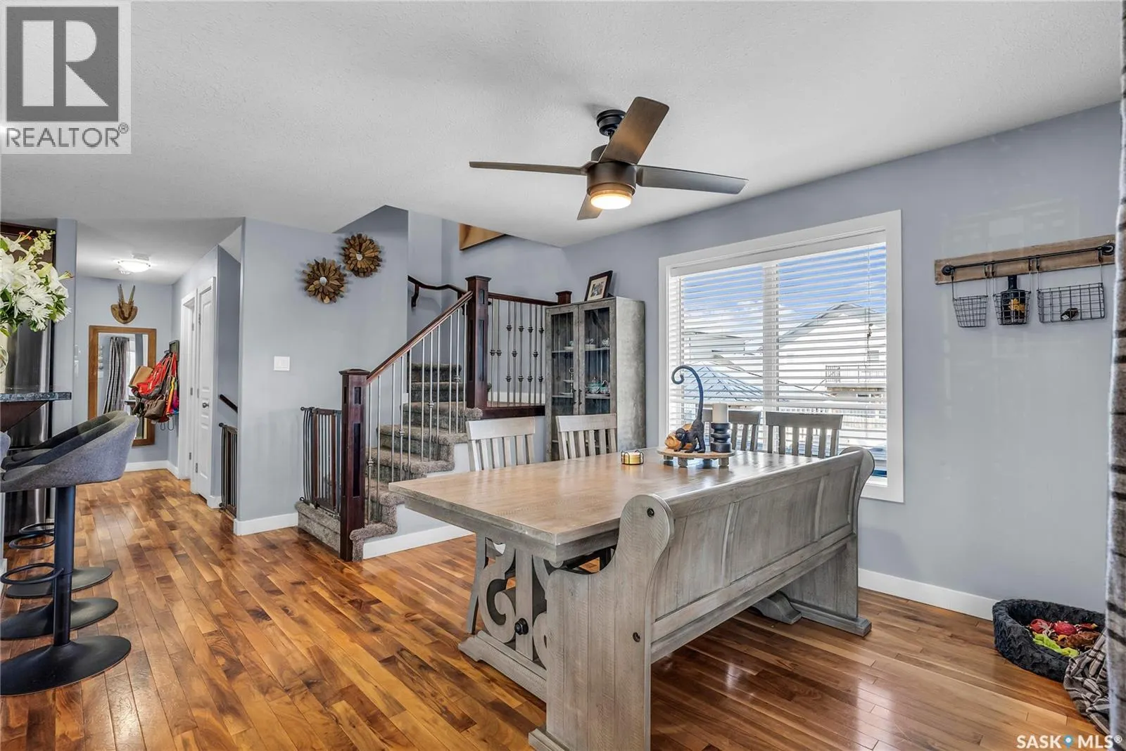 318 Lakeridge DRIVE