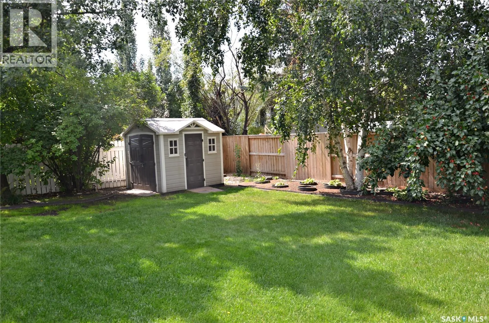 110 Bronson CRESCENT