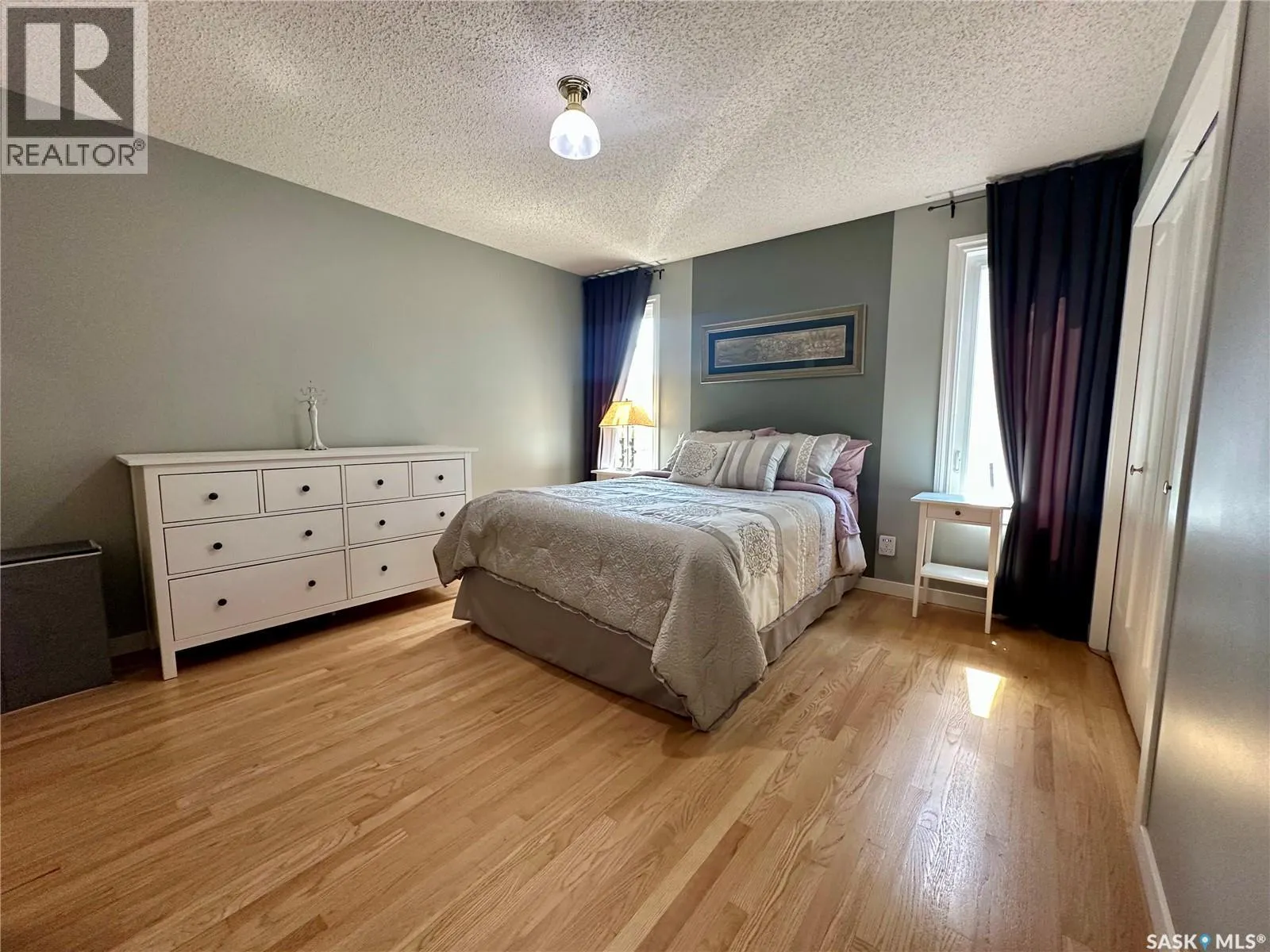110 Bronson CRESCENT