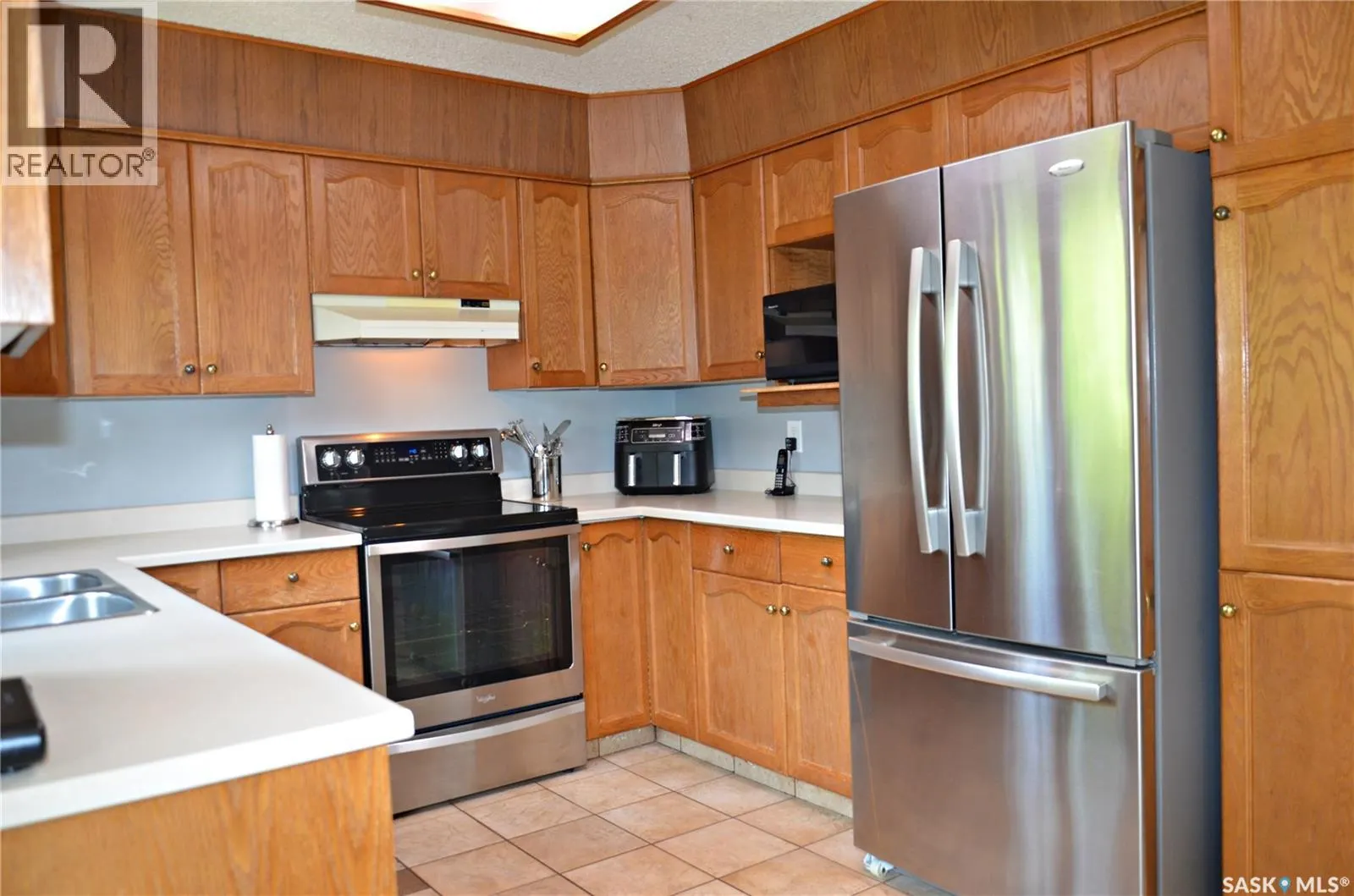 110 Bronson CRESCENT