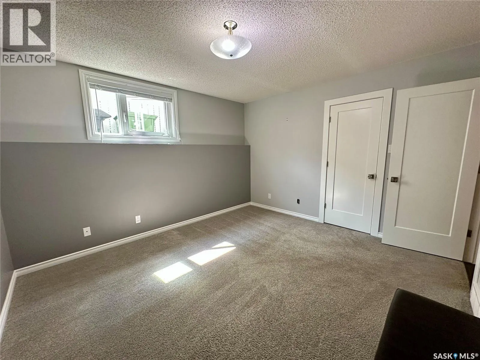 110 Bronson CRESCENT