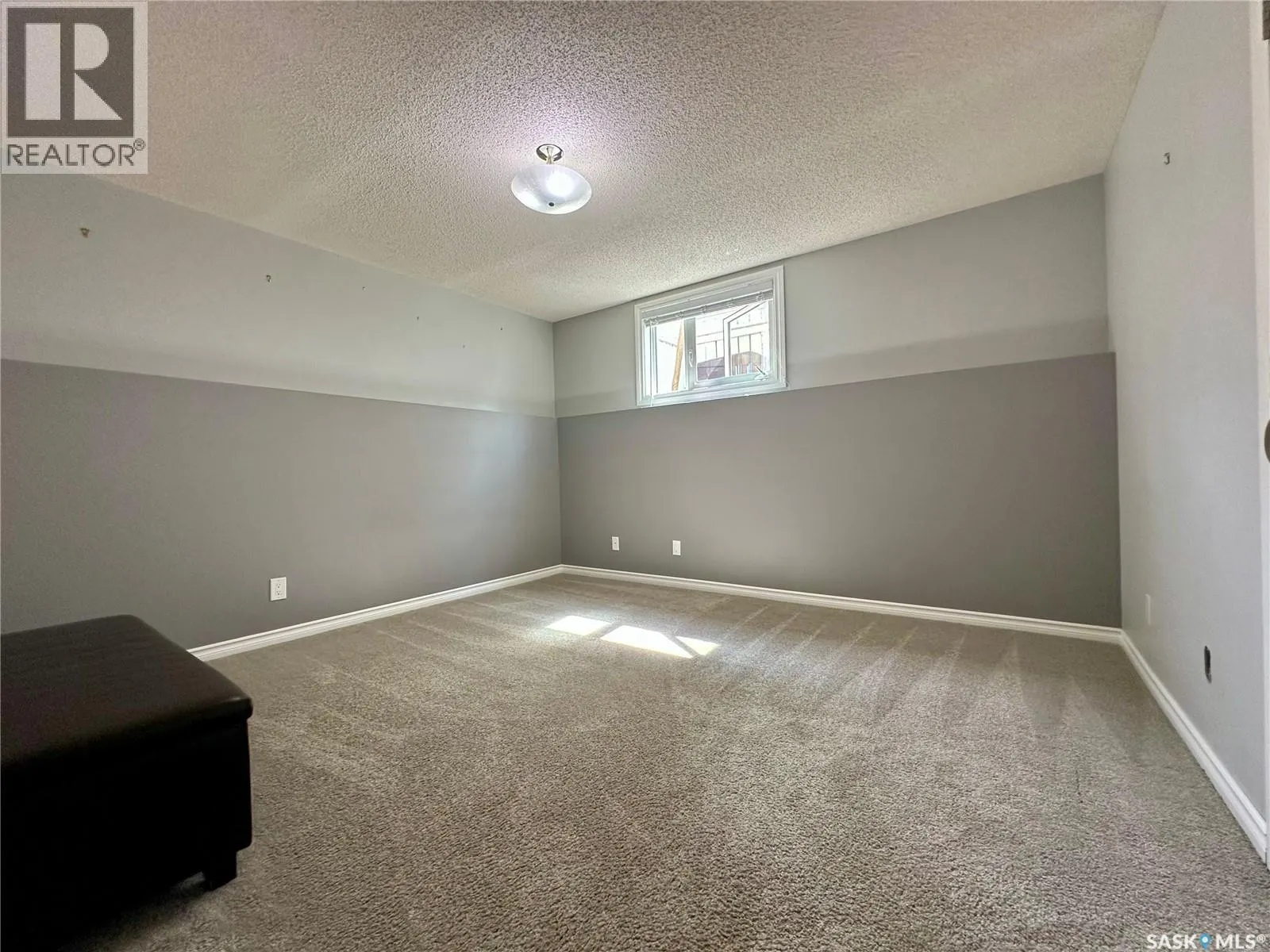 110 Bronson CRESCENT
