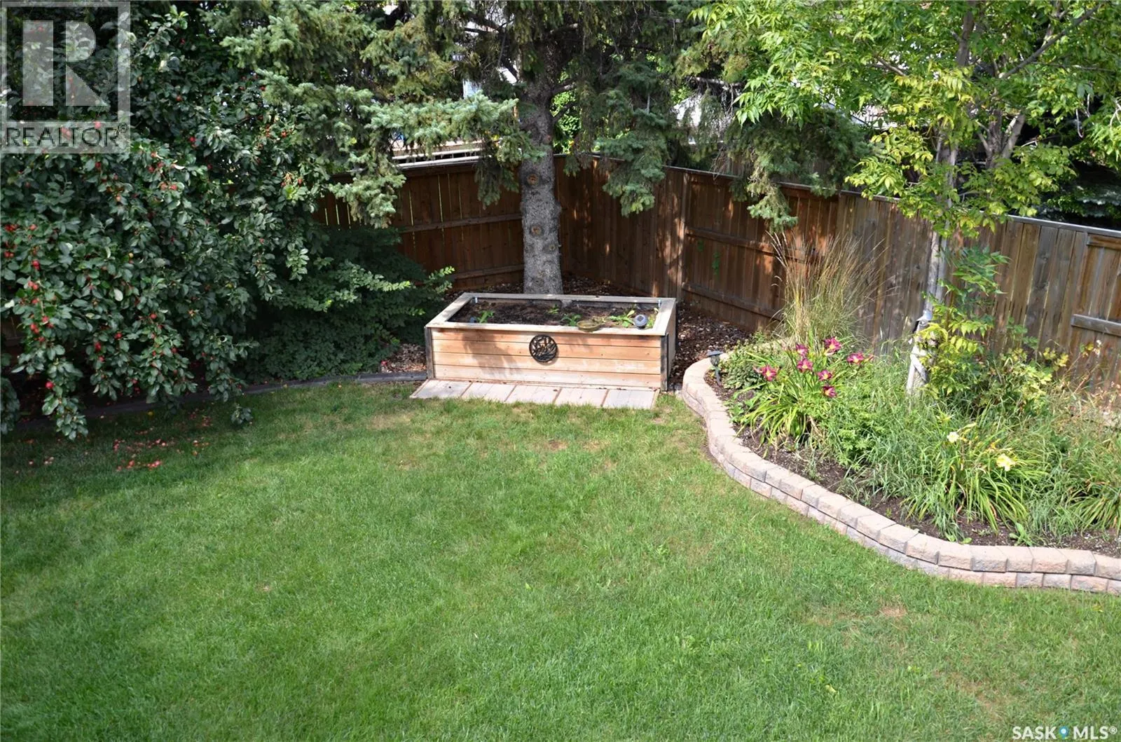 110 Bronson CRESCENT