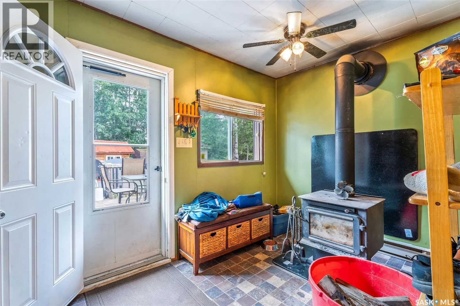 212 Spruce DRIVE N