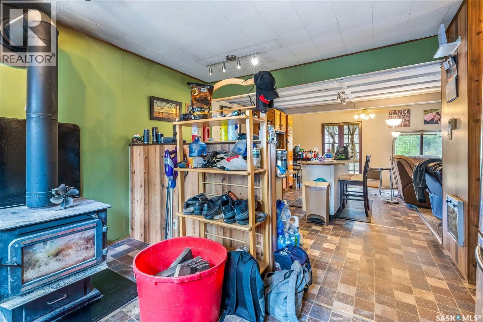 212 Spruce DRIVE N