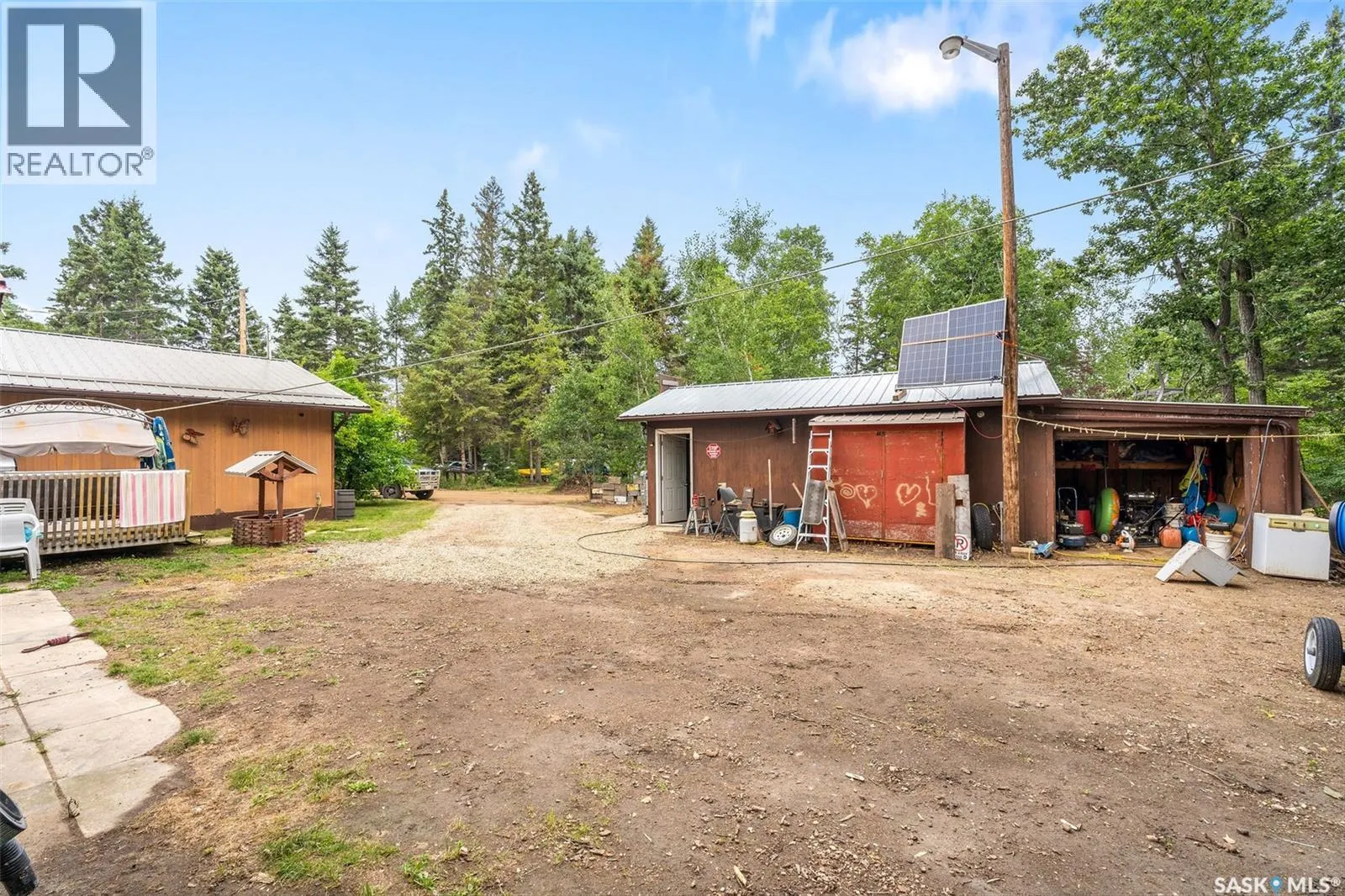 212 Spruce DRIVE N