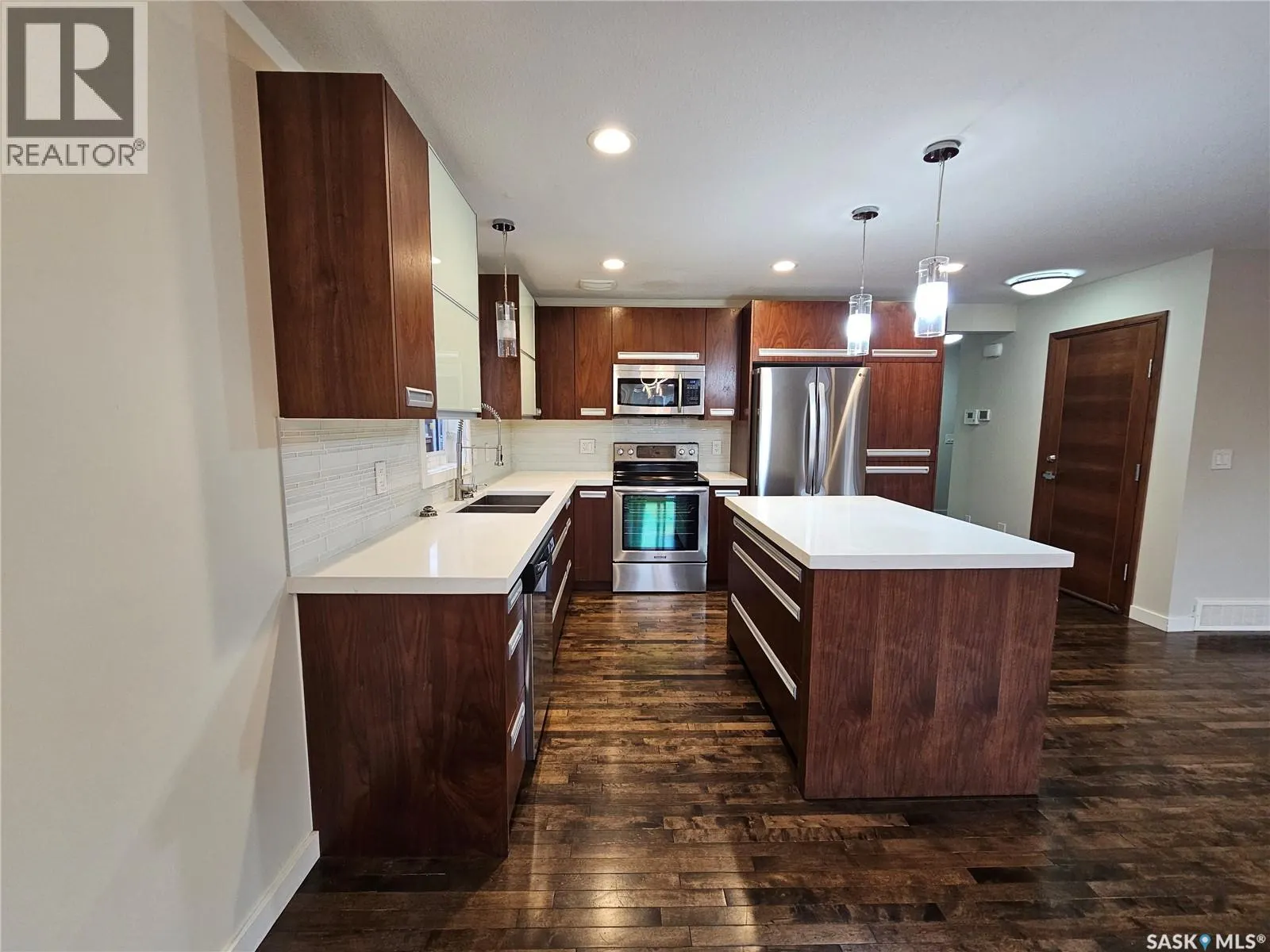 439 Pichler CRESCENT
