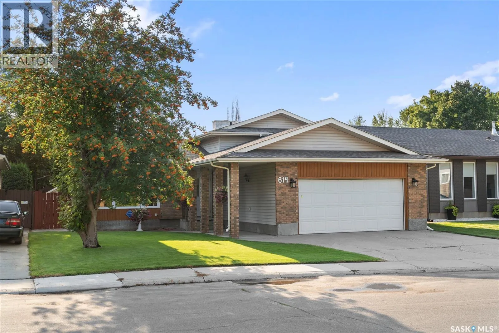 614 Costigan WAY