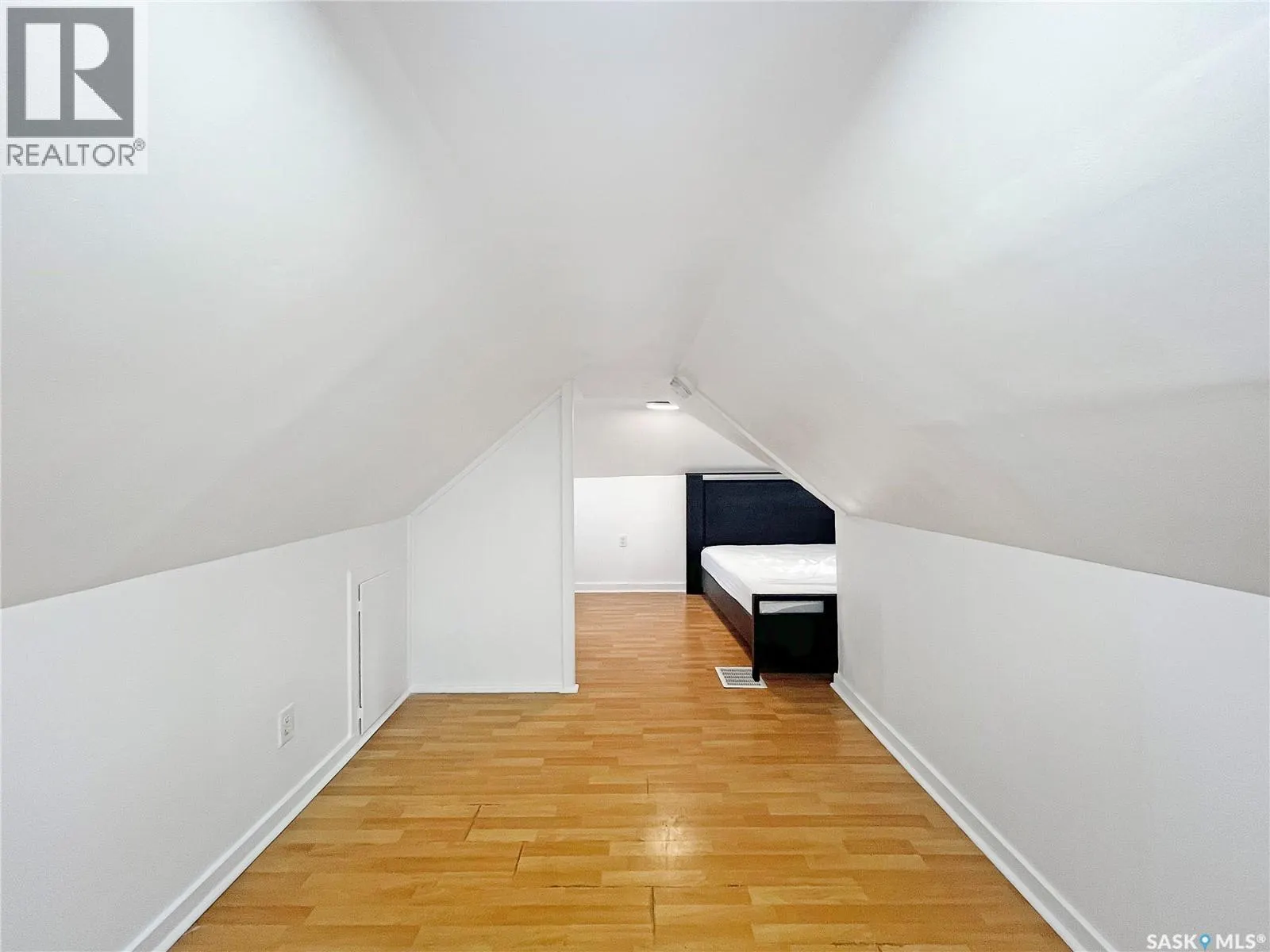 356 13th STREET W