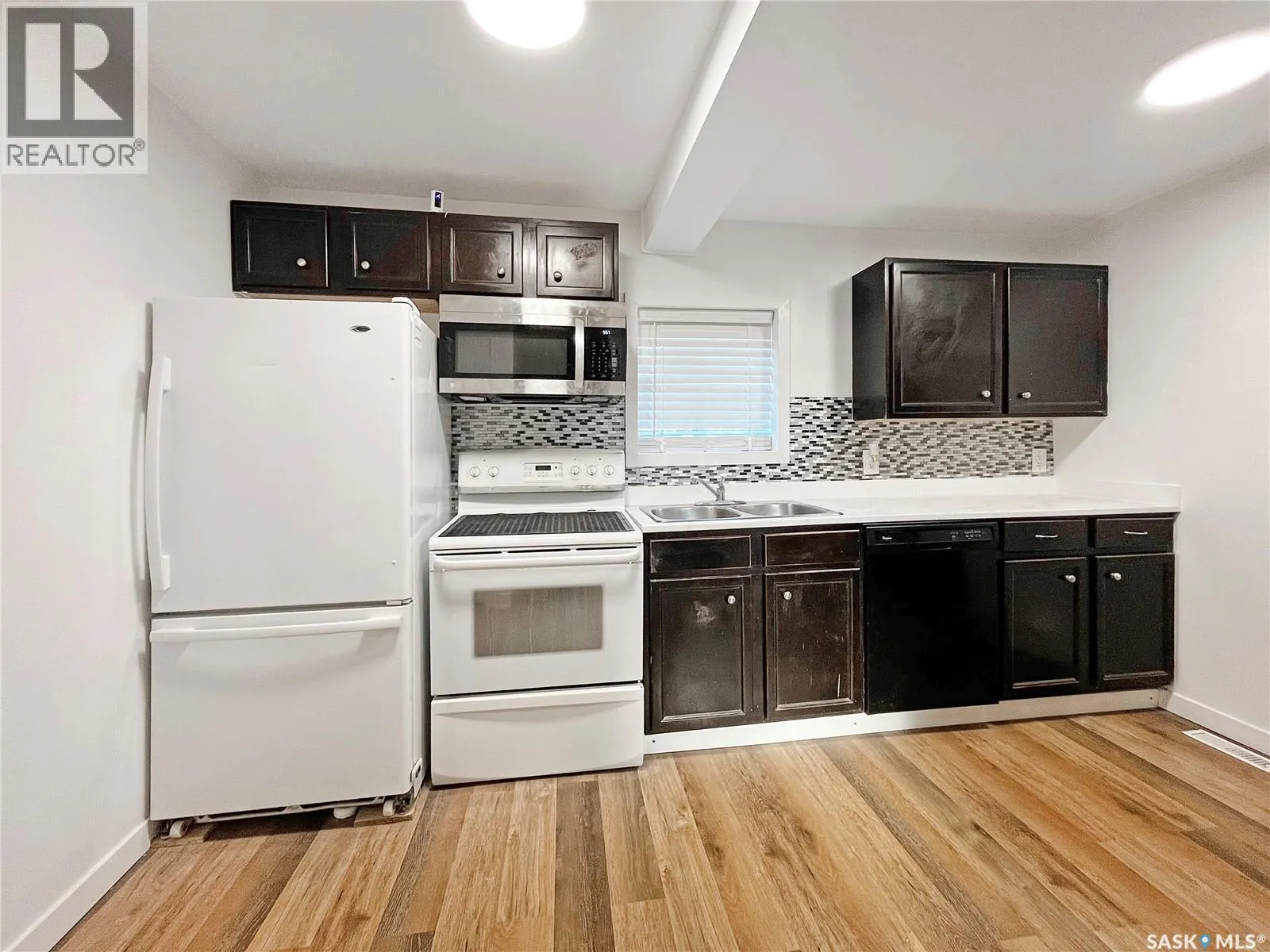 356 13th STREET W