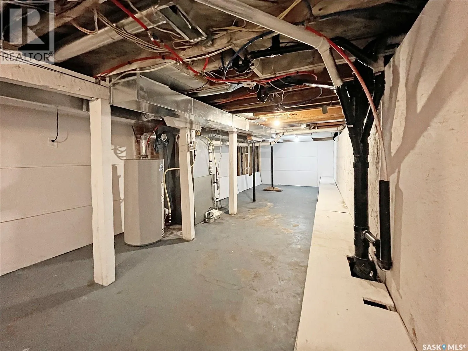 356 13th STREET W