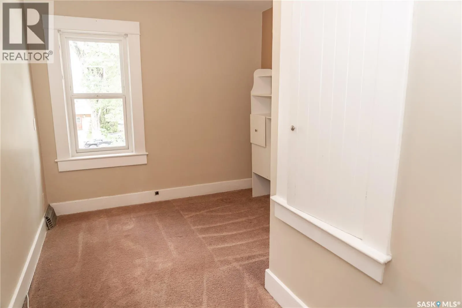 409 29th STREET W