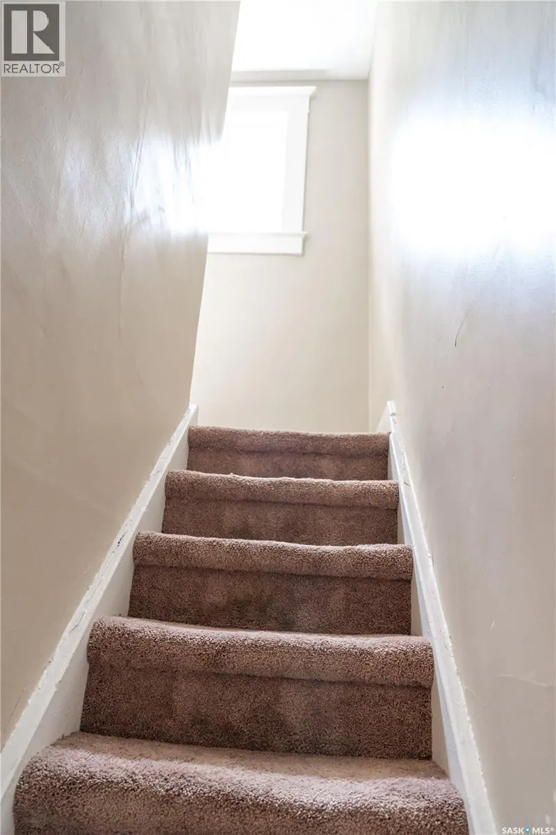 409 29th STREET W