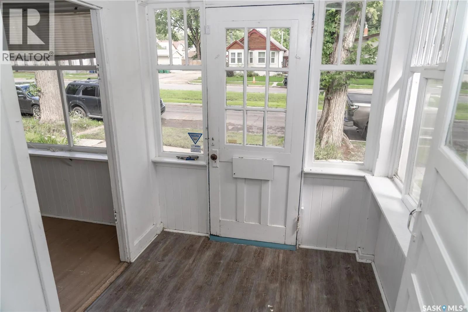 409 29th STREET W