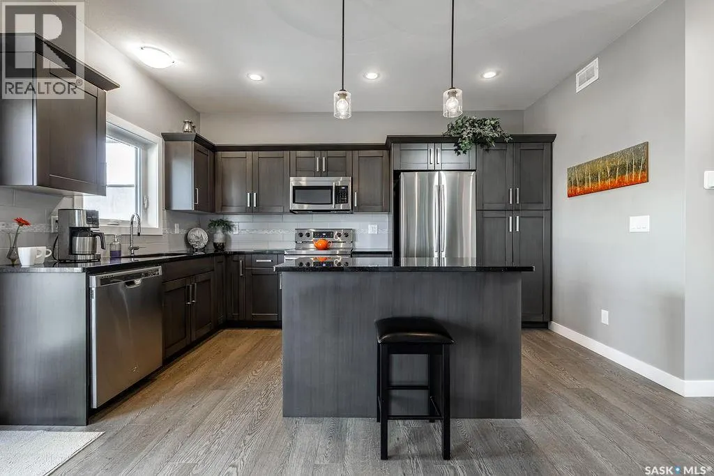 1424 Cassat DRIVE