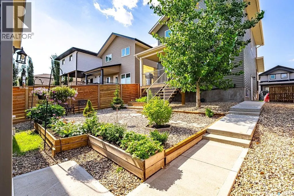 1424 Cassat DRIVE