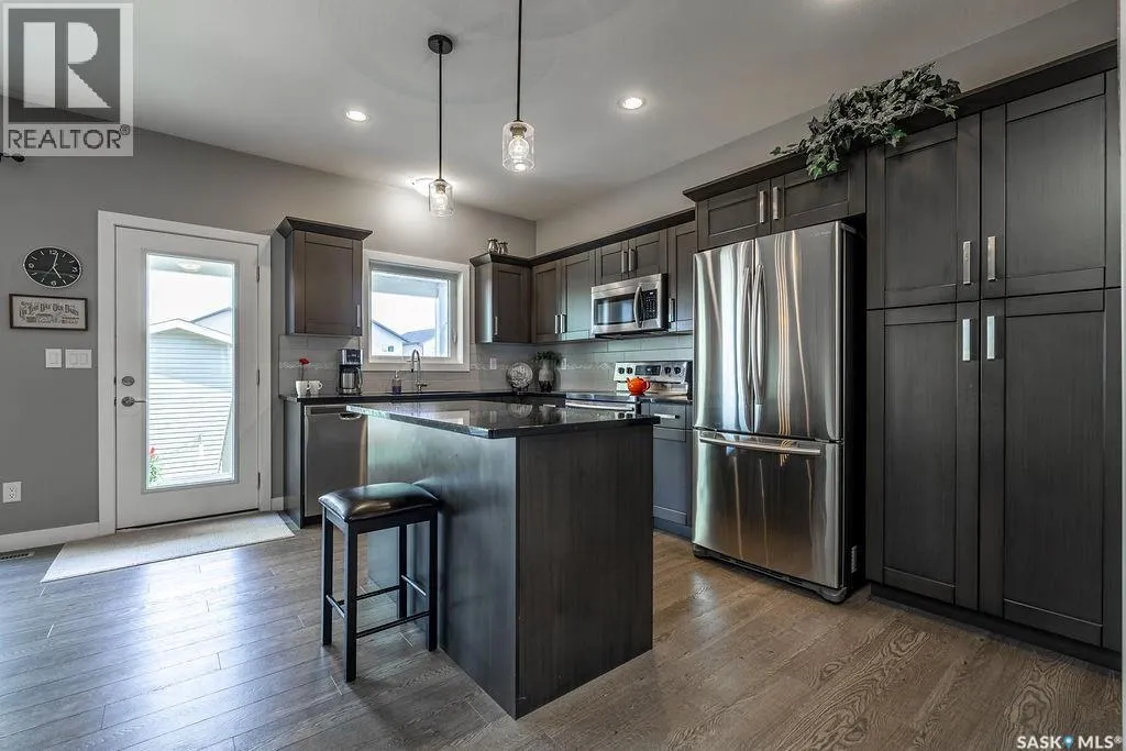 1424 Cassat DRIVE