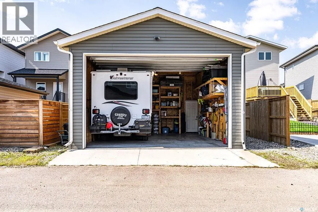 1424 Cassat DRIVE