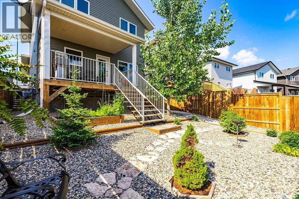 1424 Cassat DRIVE
